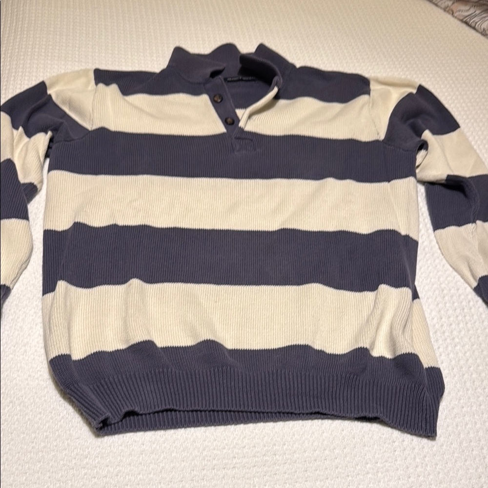 Brandy Melville Sweater - Navy and Cream